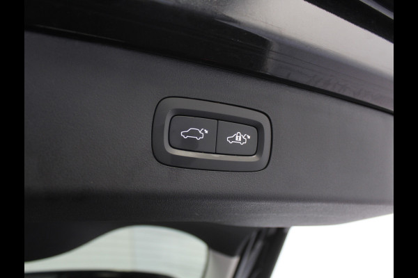 Lynk & Co 01 1.5 CARPLAY | 360CAMERA | DAB | PANODAK | LED | STOELVERW | ADAPCRUISE | WIFI