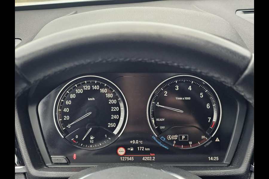 BMW X1 sDrive18i | Trekhaak | Lederen Bekleding | Panoramadak | Cruise Control | Climate Control | 1.700 kg trekgewicht!