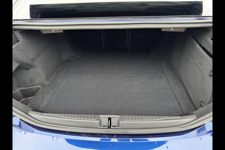 Alfa Romeo Giulia 2.0T Super Squadra Tuning 300+ PK Cruise Climate Leer Stoel- stuurverwarming Apple / Android Navi Camera Pano