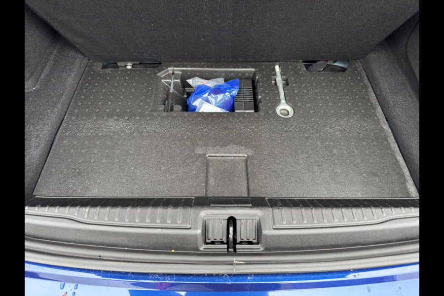 Alfa Romeo Giulia 2.0T Super Squadra Tuning 300+ PK Cruise Climate Leer Stoel- stuurverwarming Apple / Android Navi Camera Pano