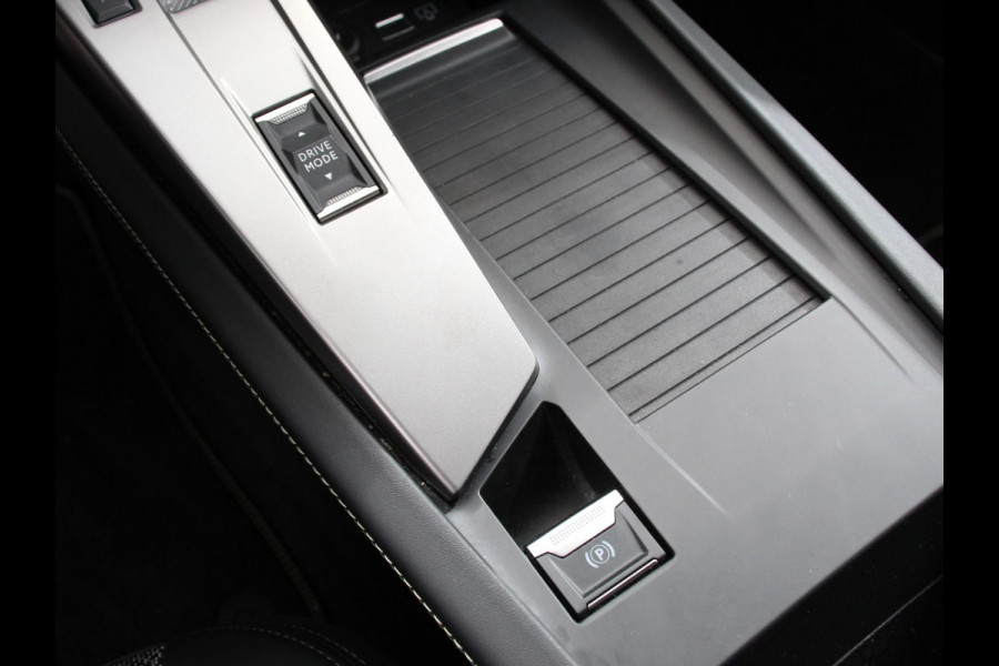 Peugeot 308 1.2 PureTech GT Automaat | Navigatie | Apple Carplay | Android Auto | Camera | Virtual Cockpit | Black Pakket | Climate Control | Adaptive Cruise Control | LED