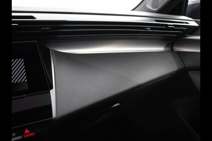 Peugeot 308 1.2 PureTech GT Automaat | Navigatie | Apple Carplay | Android Auto | Camera | Virtual Cockpit | Black Pakket | Climate Control | Adaptive Cruise Control | LED