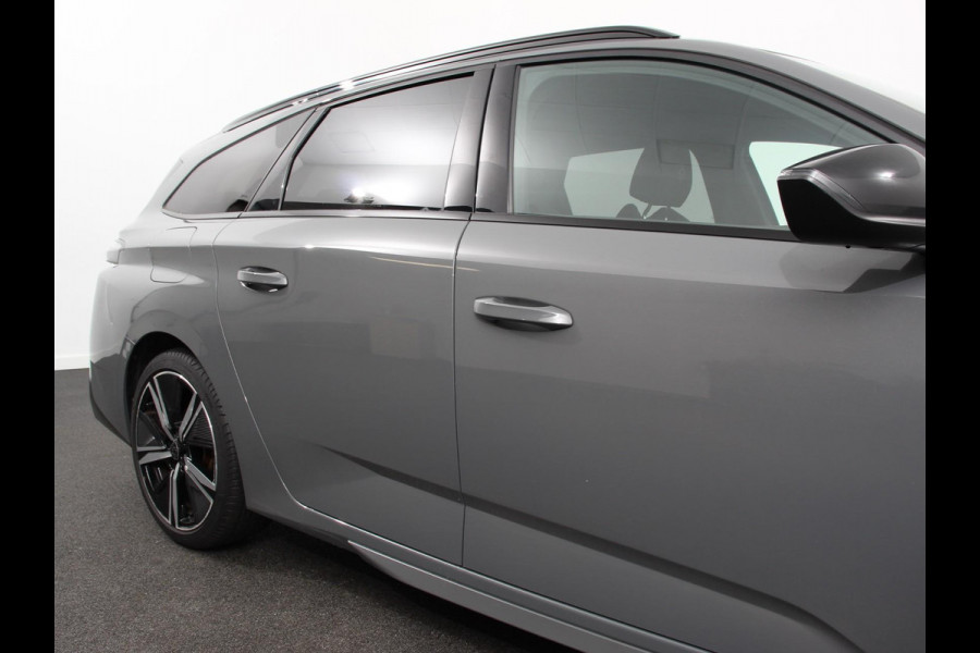 Peugeot 308 1.2 PureTech GT Automaat | Navigatie | Apple Carplay | Android Auto | Camera | Virtual Cockpit | Black Pakket | Climate Control | Adaptive Cruise Control | LED