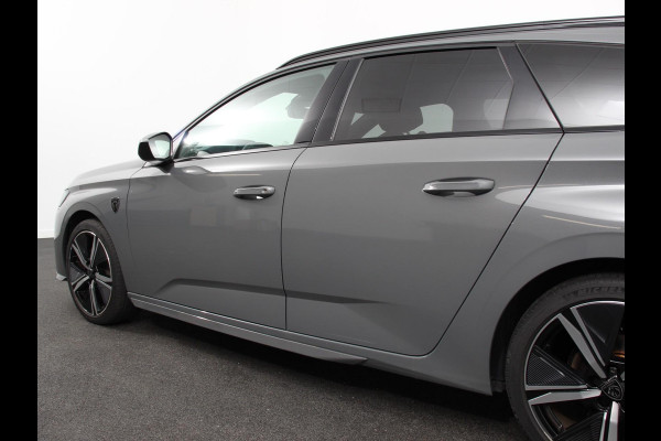 Peugeot 308 1.2 PureTech GT Automaat | Navigatie | Apple Carplay | Android Auto | Camera | Virtual Cockpit | Black Pakket | Climate Control | Adaptive Cruise Control | LED
