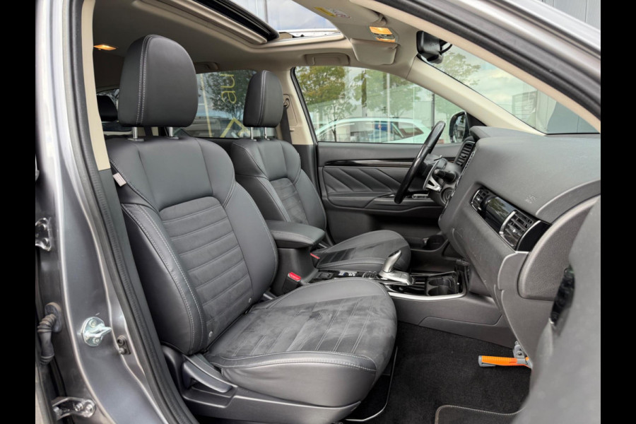 Mitsubishi Outlander 2.4 PHEV Intense+ 4WD, NAP, CarPlay, Trekhaak, Sunroof