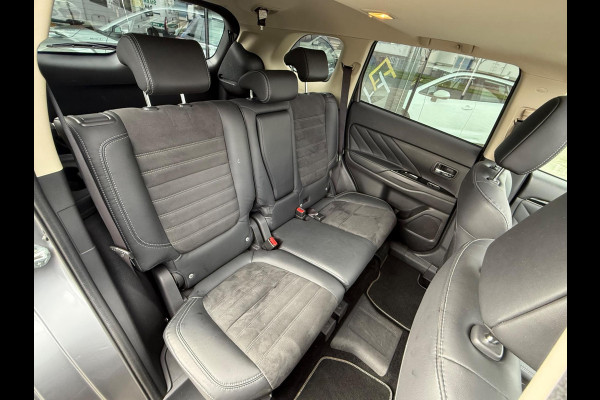 Mitsubishi Outlander 2.4 PHEV Intense+ 4WD, NAP, CarPlay, Trekhaak, Sunroof