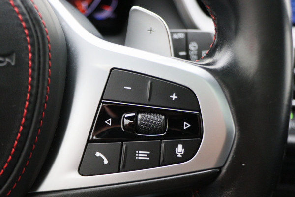 BMW 1-serie 128ti Business Edition M Sport Panoramadak, M-Sportstoelen, Stoelverwarming, LED, Apple Carplay, 19"