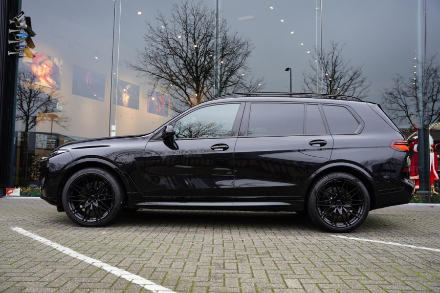 BMW X7 M 60 I X-Drive | Trekhaak | 7 Persoons | M-Sport Pro | Sky Lounge