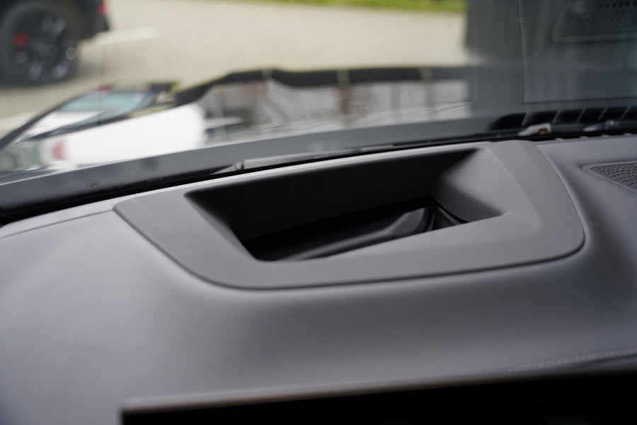 BMW X7 M 60 I X-Drive | Trekhaak | 7 Persoons | M-Sport Pro | Sky Lounge