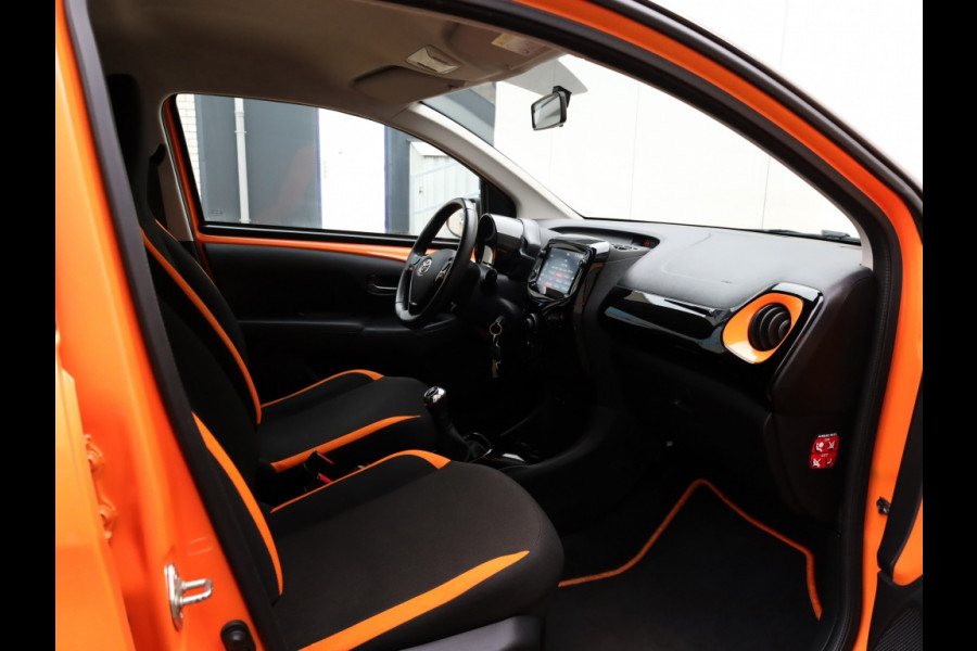 Toyota Aygo 1.0 VVT-i x-cite | Carplay | Airco | NL Auto