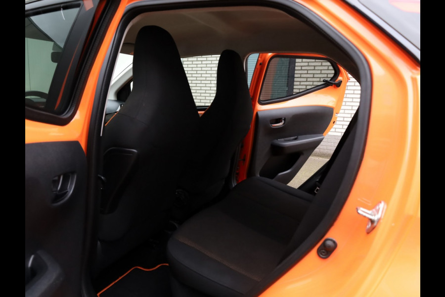 Toyota Aygo 1.0 VVT-i x-cite | Carplay | Airco | NL Auto