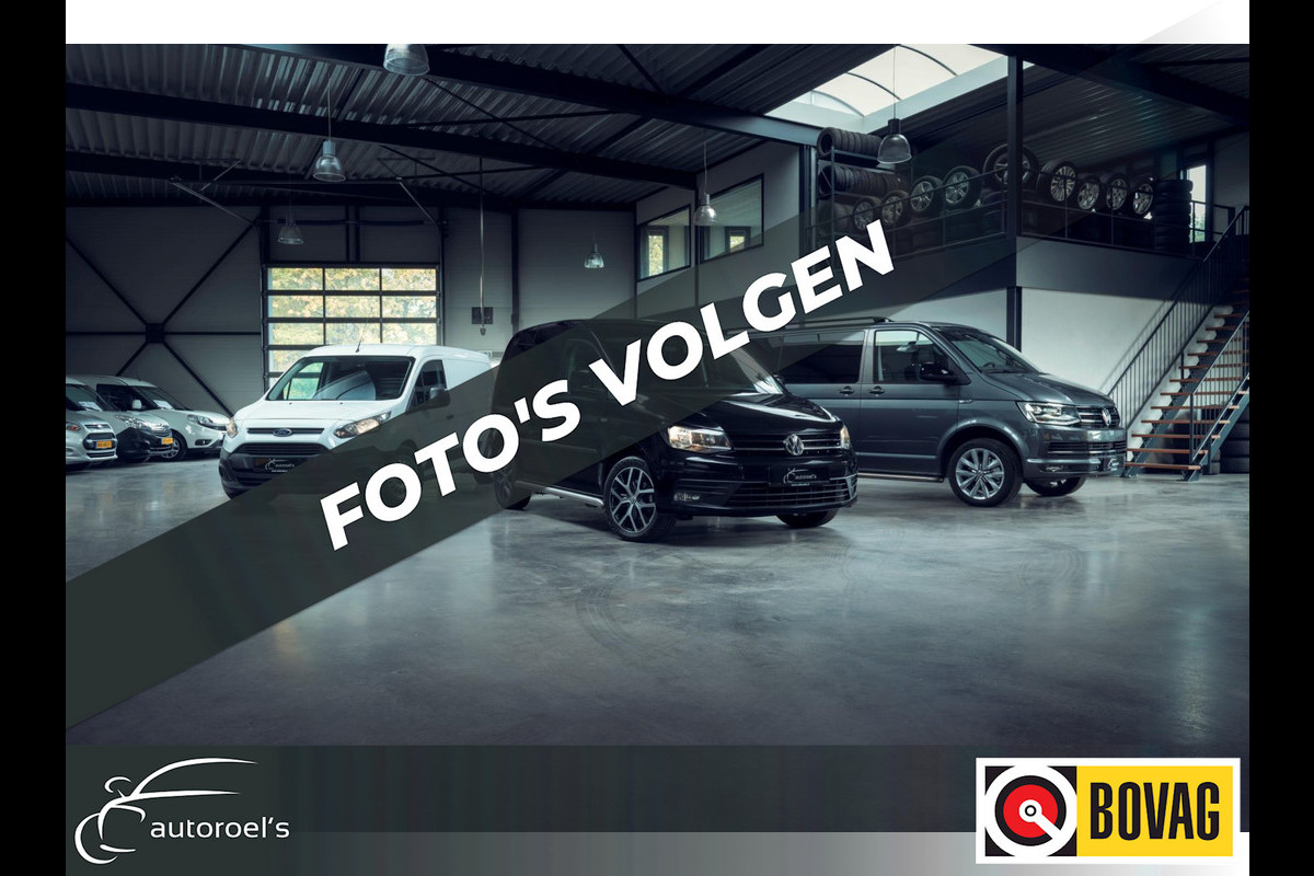 Ford FOCUS Wagon 1.0 EcoBoost / Trekhaak / Winter+Comfort Pakket / Clima / Stoelverwarming / 1e Eigenaar / NED-Focus
