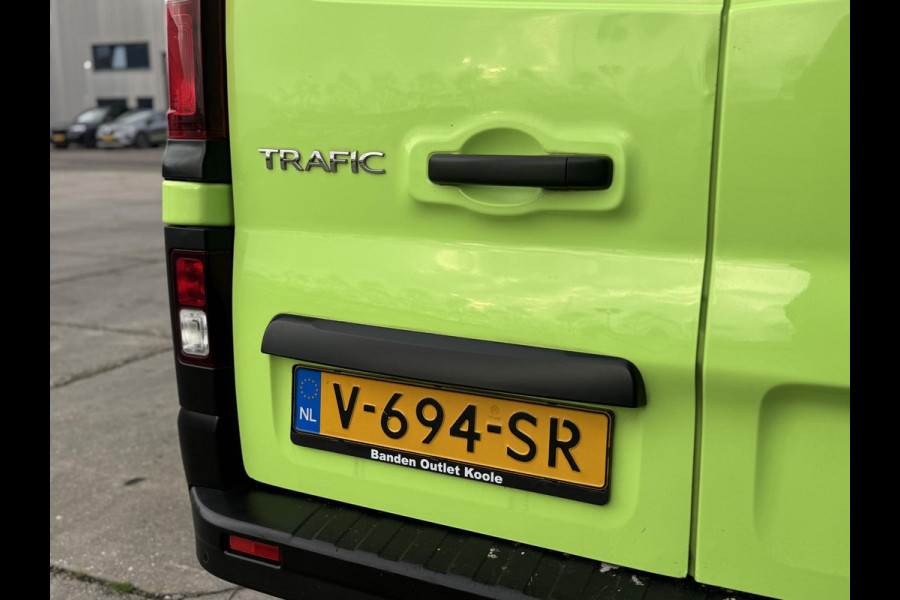 Renault Trafic 1.6 dCi T29 L2H1 DC Comfort Energy DUBBEL CABINE / AIRCO / CRUISE CONTROLE / NAVI / TREKHAAK