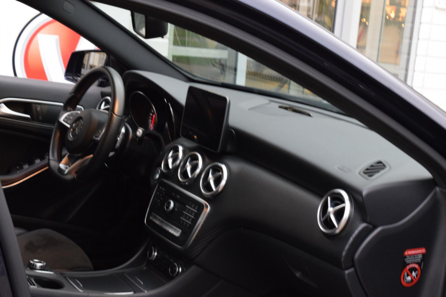Mercedes-Benz A-Klasse 180 Bus.Solution AMG|Cam.|Carplay|Stoelverwarm.