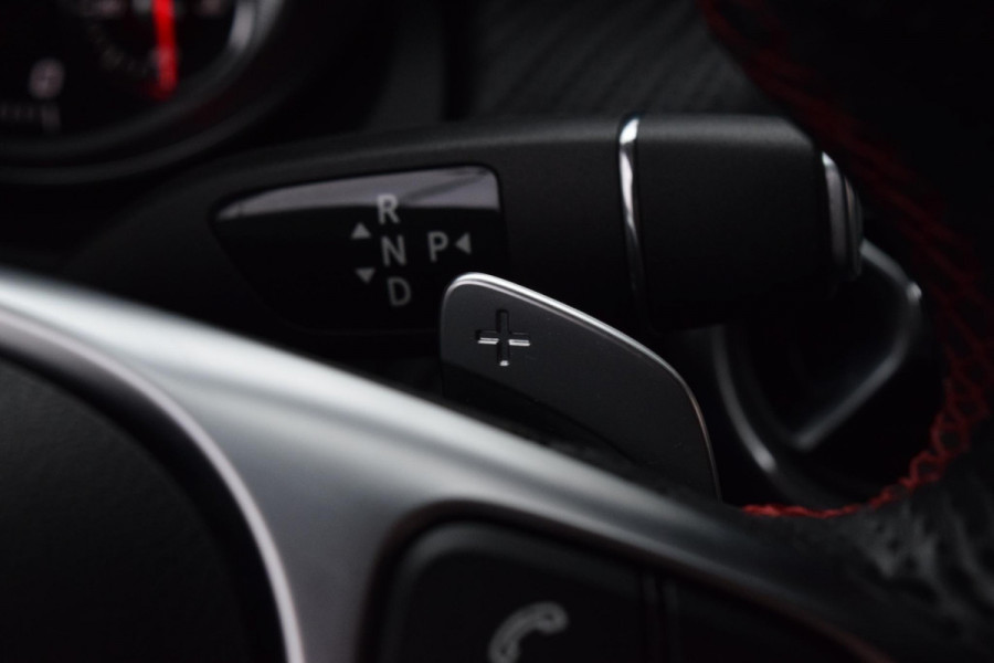 Mercedes-Benz A-Klasse 180 Bus.Solution AMG|Cam.|Carplay|Stoelverwarm.