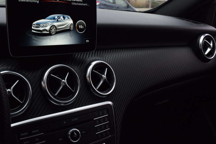 Mercedes-Benz A-Klasse 180 Bus.Solution AMG|Cam.|Carplay|Stoelverwarm.