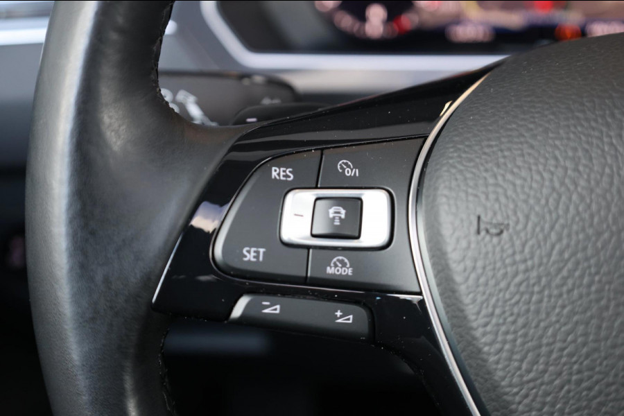 Volkswagen Tiguan 2.0 TSI 4Motion 220PK R-LINE LED/VIRTUAL/PANO/LEER+S.VERWARMING+MEMORY/20" LMV/CAM/LINE/ACC/ECC/12 MND GARANTIE!
