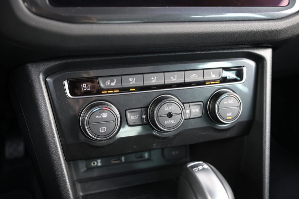 Volkswagen Tiguan 2.0 TSI 4Motion 220PK R-LINE LED/VIRTUAL/PANO/LEER+S.VERWARMING+MEMORY/20" LMV/CAM/LINE/ACC/ECC/12 MND GARANTIE!