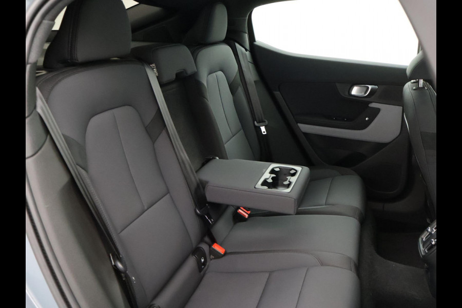 Polestar 2 LONG RANGE DUAL MOTOR 408 PK 78 KWH LAUNCH + WEGKL. TREKHAAK | PANORAMA | 360 CAMERA | 20 INCH | PIXEL LED