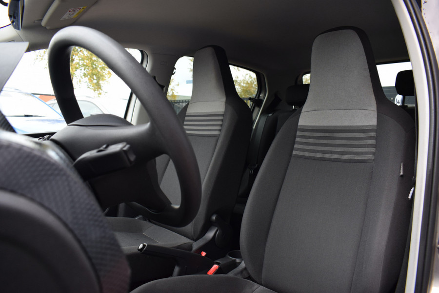 Volkswagen up! 1.0 | Camera | Cruise | LM Velgen | Climate