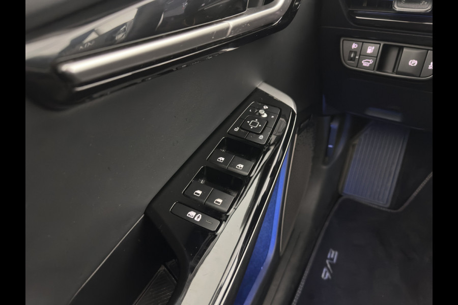 Kia Ev6 Plus 77.4 kWh [ 3-Fase ] (INCL-BTW) Aut. *LEATHER | ADAPTIVE-CRUISE | DIGI-COCKPIT | MERIDIAN-AUDIO | MEMORY-PACK | FULL-LED | KEYLESS | CAMERA | DAB | BLIND-SPOT | NAVI-FULLMAP | PRIVACY-GLASS | AMBIENT-LIGHT | ...