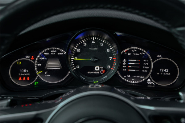 Porsche Cayenne Coupé 3.0 E-Hybrid 22 inch Black - ACC - Sport Chrono