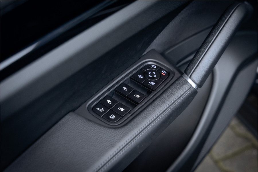 Porsche Cayenne Coupé 3.0 E-Hybrid 22 inch Black - ACC - Sport Chrono