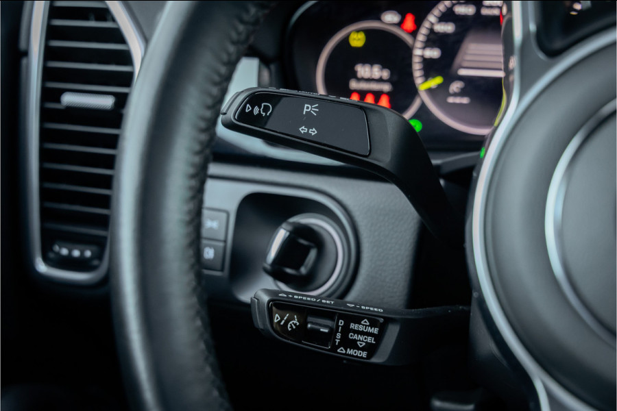 Porsche Cayenne Coupé 3.0 E-Hybrid 22 inch Black - ACC - Sport Chrono