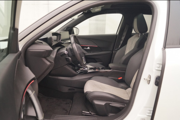 Peugeot e-2008 EV GT 50kWh -NAVI-ECC-PANO-LED-