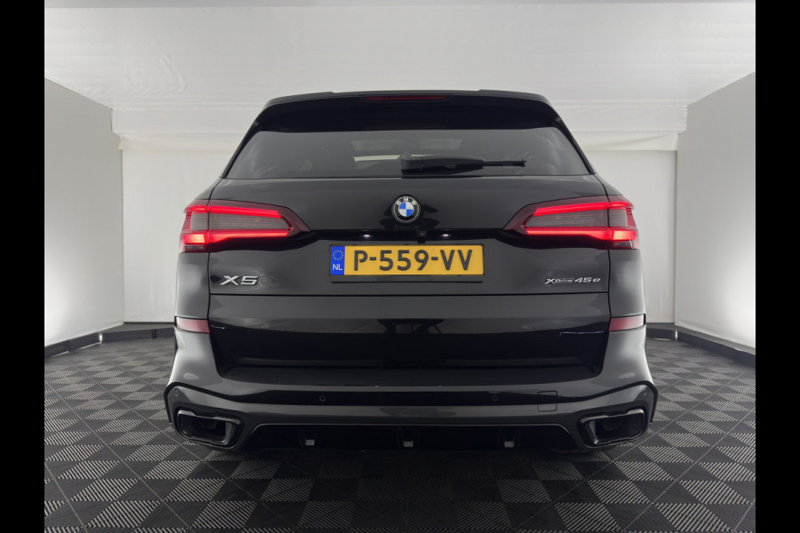 BMW X5 xDrive45e M-Sportpack High Executive (INCL-BTW) Aut. *PANO | LEATHER | HEAD-UP | LASER-LED | SOFTCLOSE | ADAPTIVE-CRUISE | HIFI-SOUND | BLINDSPOT | MEMORY-PACK | TOPVIEW | DIGI-COCKPIT | NAVI-FULLMAP | PRIVACY-GLASS | ...