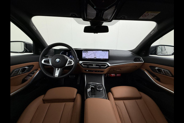 BMW 3-serie 330e High Executive BOMVOL!| M SPORT | SCHUIFDAK | LEDER | HARMAN KARDON | LASER LED | ELECTR STOELEN | KEYLESS | HEAD UP| DODE HOEK HERKENNING | STUURWIEL VERWARMING