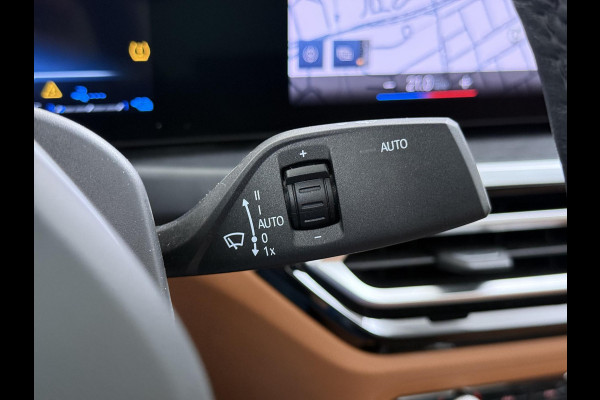 BMW 3-serie 330e High Executive BOMVOL!| M SPORT | SCHUIFDAK | LEDER | HARMAN KARDON | LASER LED | ELECTR STOELEN | KEYLESS | HEAD UP| DODE HOEK HERKENNING | STUURWIEL VERWARMING