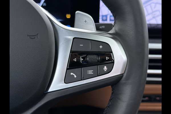 BMW 3-serie 330e High Executive BOMVOL!| M SPORT | SCHUIFDAK | LEDER | HARMAN KARDON | LASER LED | ELECTR STOELEN | KEYLESS | HEAD UP| DODE HOEK HERKENNING | STUURWIEL VERWARMING