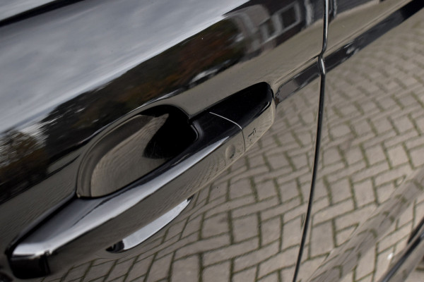 Land Rover Range Rover Sport 5.0 V8 SC SVR 575pk | Pano | Meridian Surround | Matrix | 360 Camera | Trekhaak | Carbon motorkap | CarPlay |