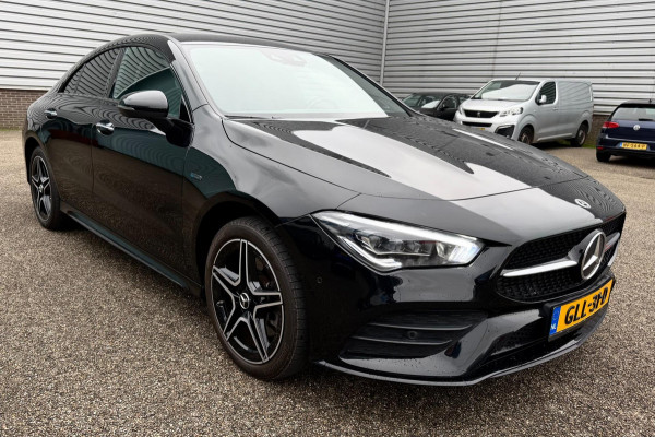 Mercedes-Benz CLA-Klasse 250 e Premium Plus