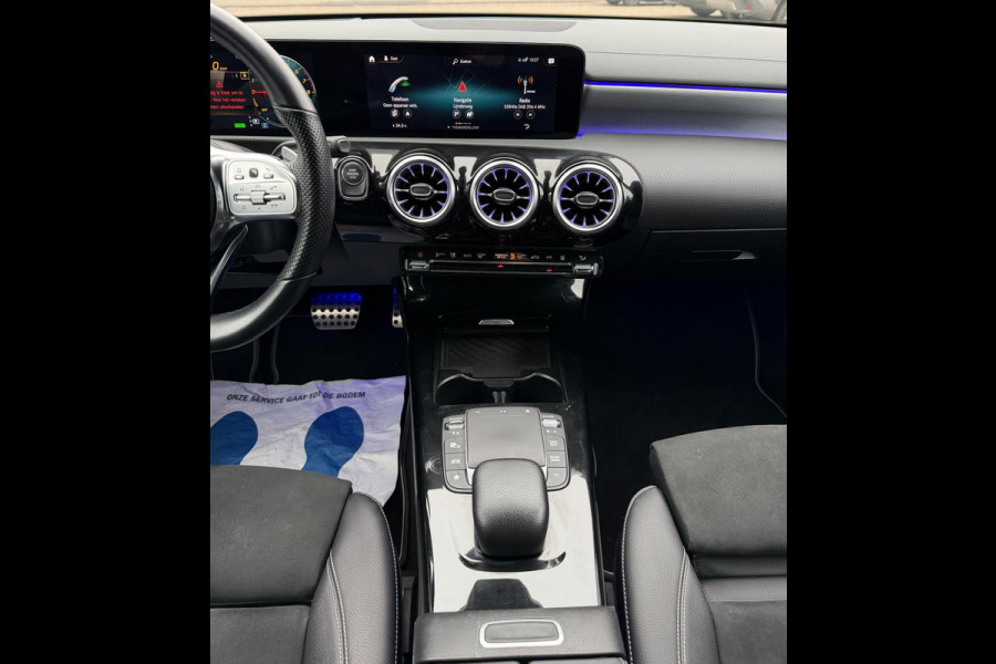 Mercedes-Benz CLA-Klasse 250 e Premium Plus