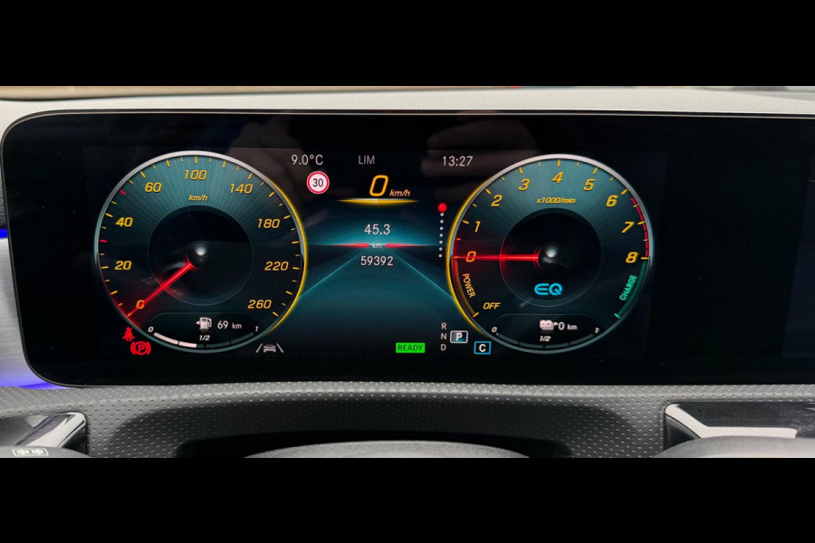 Mercedes-Benz CLA-Klasse 250 e Premium Plus