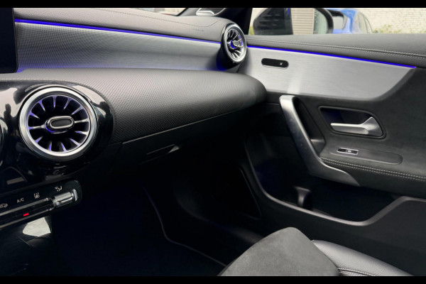 Mercedes-Benz CLA-Klasse 250 e Premium Plus