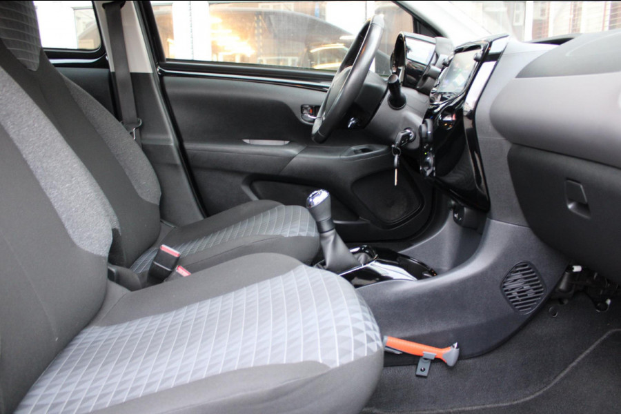 Peugeot 108 1.0 e-VTi Allure Airco Carplay 1e eigenaar Nap