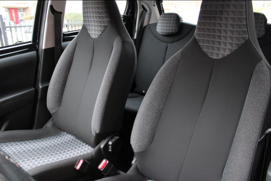 Peugeot 108 1.0 e-VTi Allure Airco Carplay 1e eigenaar Nap