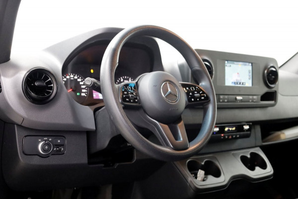 Mercedes-Benz Sprinter 317 CDI 170pk RWD 9G Automaat L3H2 Maxi Navi/Camera/Trekhaak 3500kg 06-2022
