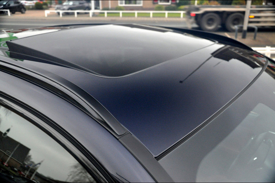 BMW X3 xDrive30e High Executive | M-Sport | Individual | Panoramadak | Trekhaak