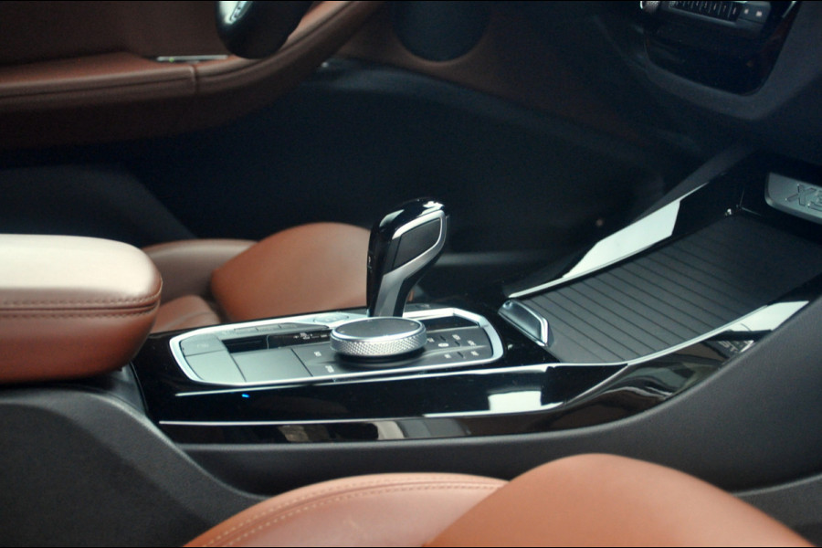 BMW X3 xDrive30e High Executive | M-Sport | Individual | Panoramadak | Trekhaak