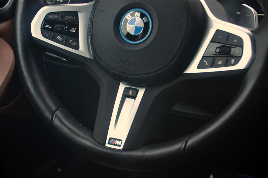 BMW X3 xDrive30e High Executive | M-Sport | Individual | Panoramadak | Trekhaak