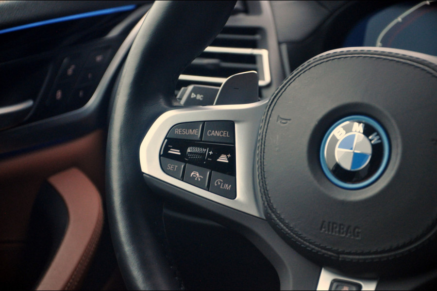 BMW X3 xDrive30e High Executive | M-Sport | Individual | Panoramadak | Trekhaak