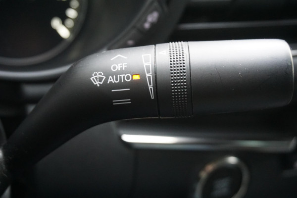 Mazda 3 2.0 e-SkyActiv-X M Hybrid 186 Luxury/Leer/18Inch/ Head-Up/Dealeronderhouden