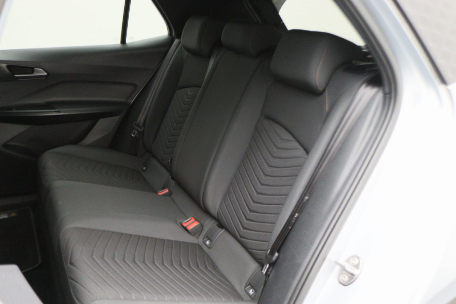 CUPRA Born Adrenaline One 62 kWh Virtual Cockpit, ACC, Camera, Apple Carplay, LED, PDC, 19''