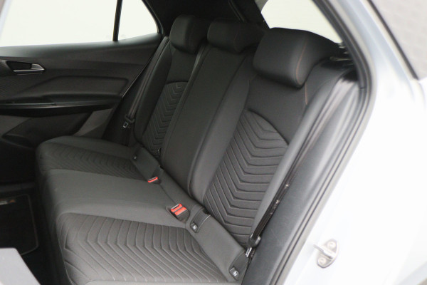 CUPRA Born Adrenaline One 62 kWh Virtual Cockpit, ACC, Camera, Apple Carplay, LED, PDC, 19''