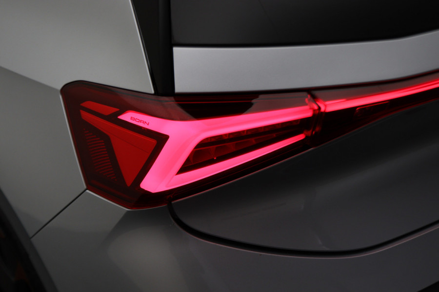 CUPRA Born Adrenaline One 62 kWh Virtual Cockpit, ACC, Camera, Apple Carplay, LED, PDC, 19''