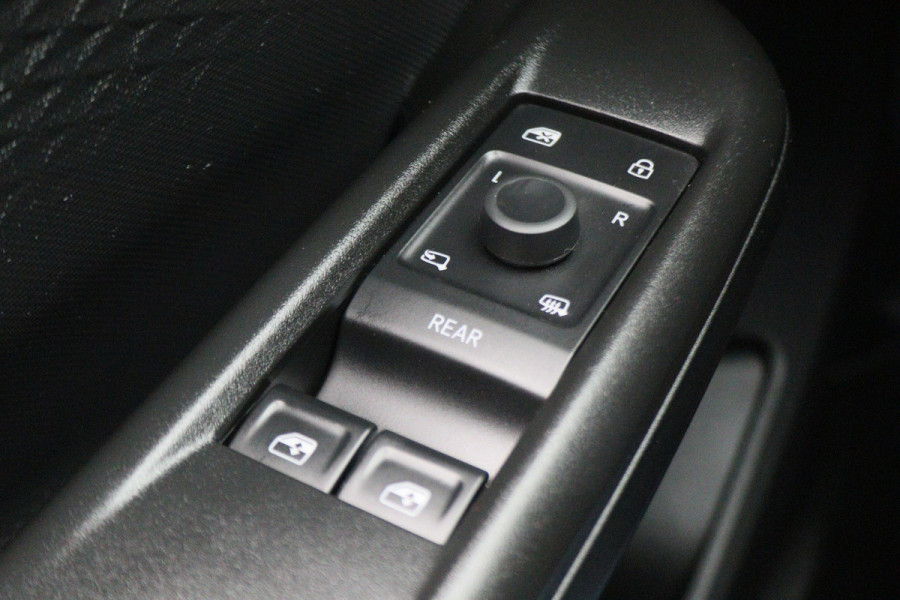 CUPRA Born Adrenaline One 62 kWh Virtual Cockpit, ACC, Camera, Apple Carplay, LED, PDC, 19''